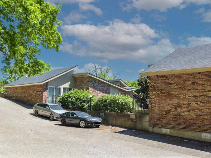 3065 Alpine Terrace, Unit 10A, Cincinnati, OH 45208 Photo 21