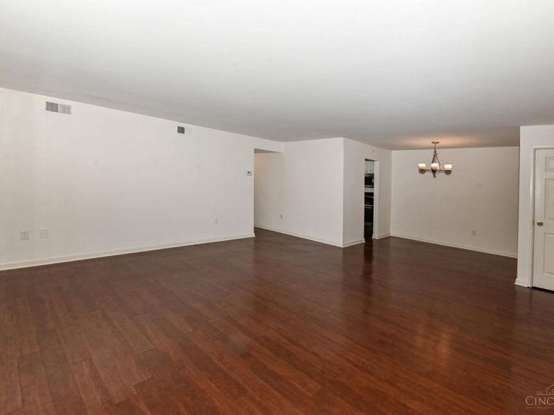 3065 Alpine Terrace, Unit 10A, Cincinnati, OH 45208 Photo 6