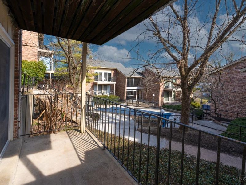 3065 Alpine Terrace, Unit 10A, Cincinnati, OH 45208 Photo 7