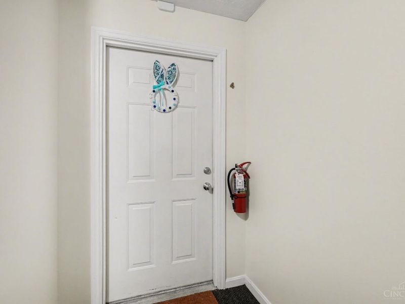 837 Neeb, Unit 4, Delhi Twp, OH 45233 Photo 2