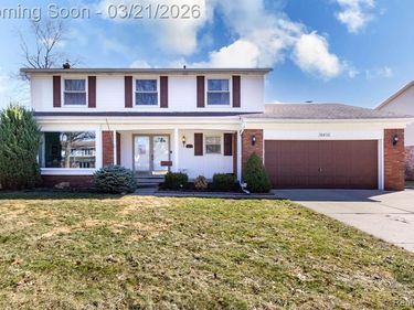 16632 Parklane Street, Livonia, MI 48154