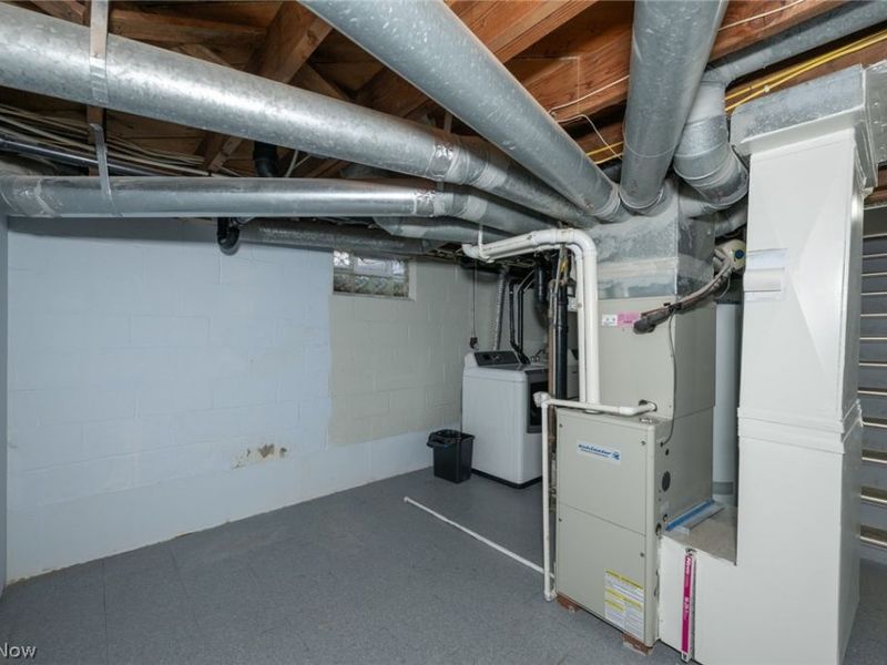 942 E Archwood Avenue, Akron, OH 44306 Photo 21