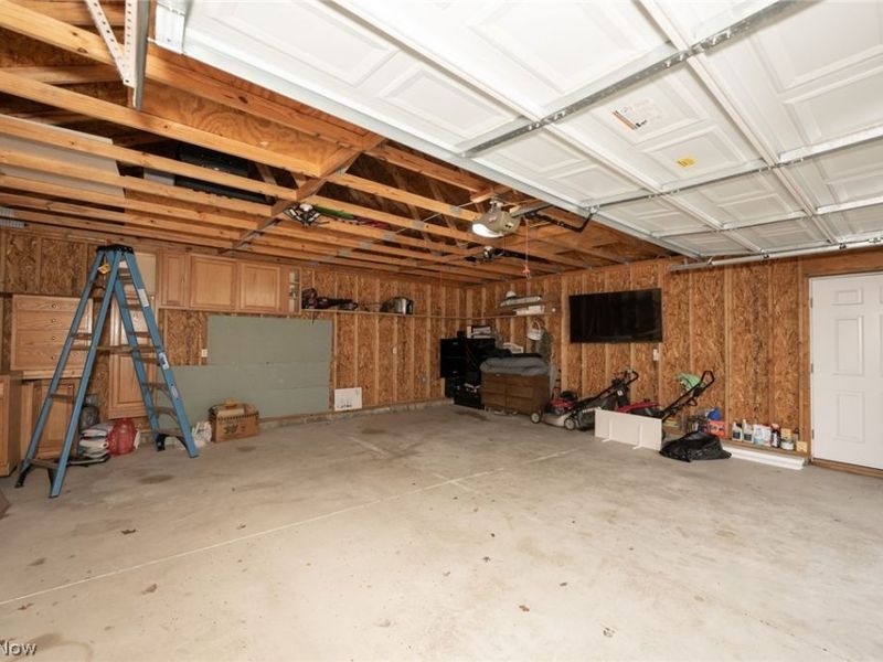 942 E Archwood Avenue, Akron, OH 44306 Photo 23