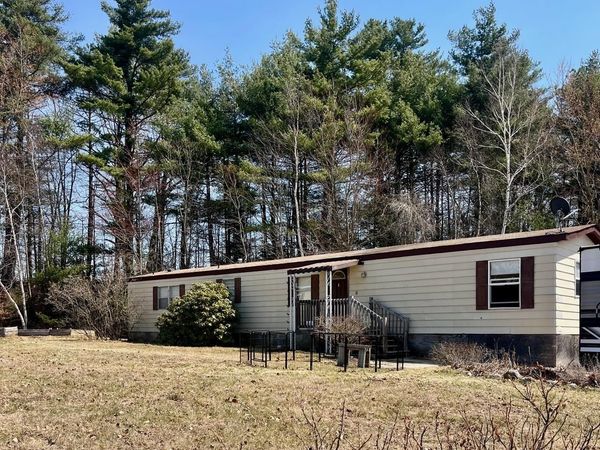 28 Vaillancourt Drive, Unit 23, New Ipswich, NH 03071
