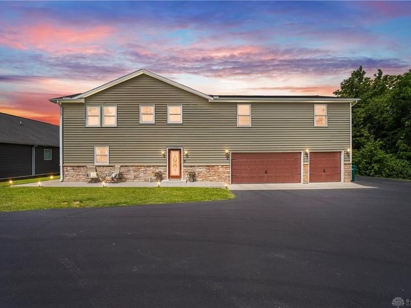 855 Quarry Road, Silvercreek Township, OH 45335 Photo 2