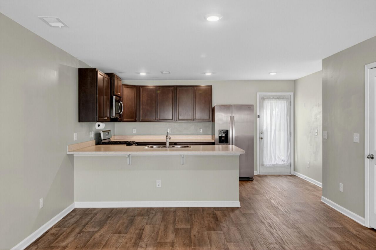 198 Spencer Circle Photo 13