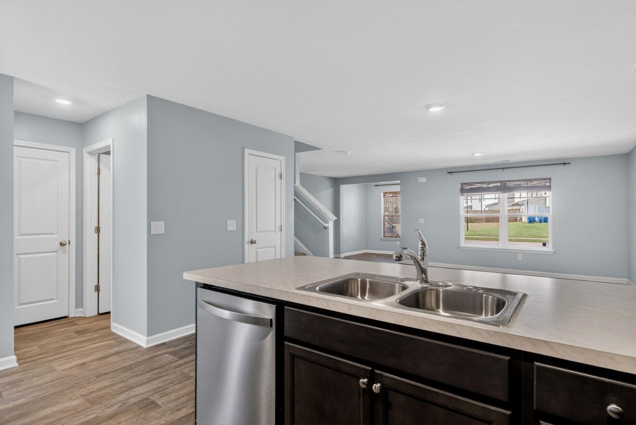 198 Spencer Circle Photo 16