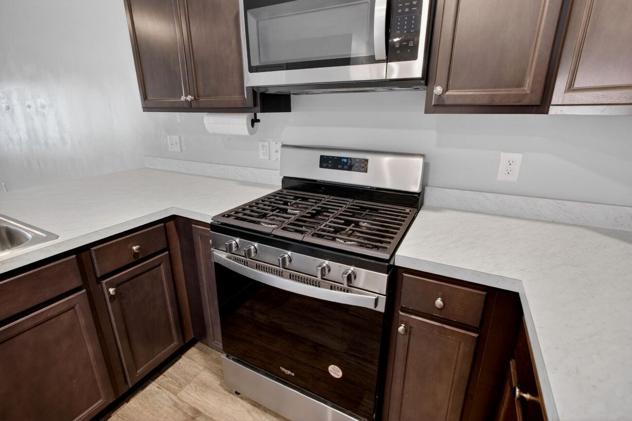 198 Spencer Circle Photo 17