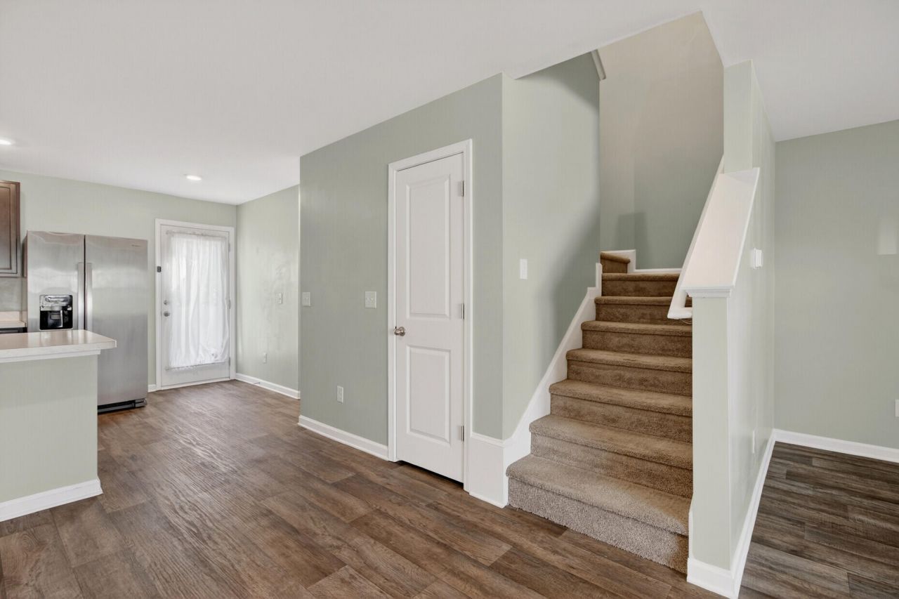 198 Spencer Circle Photo 19