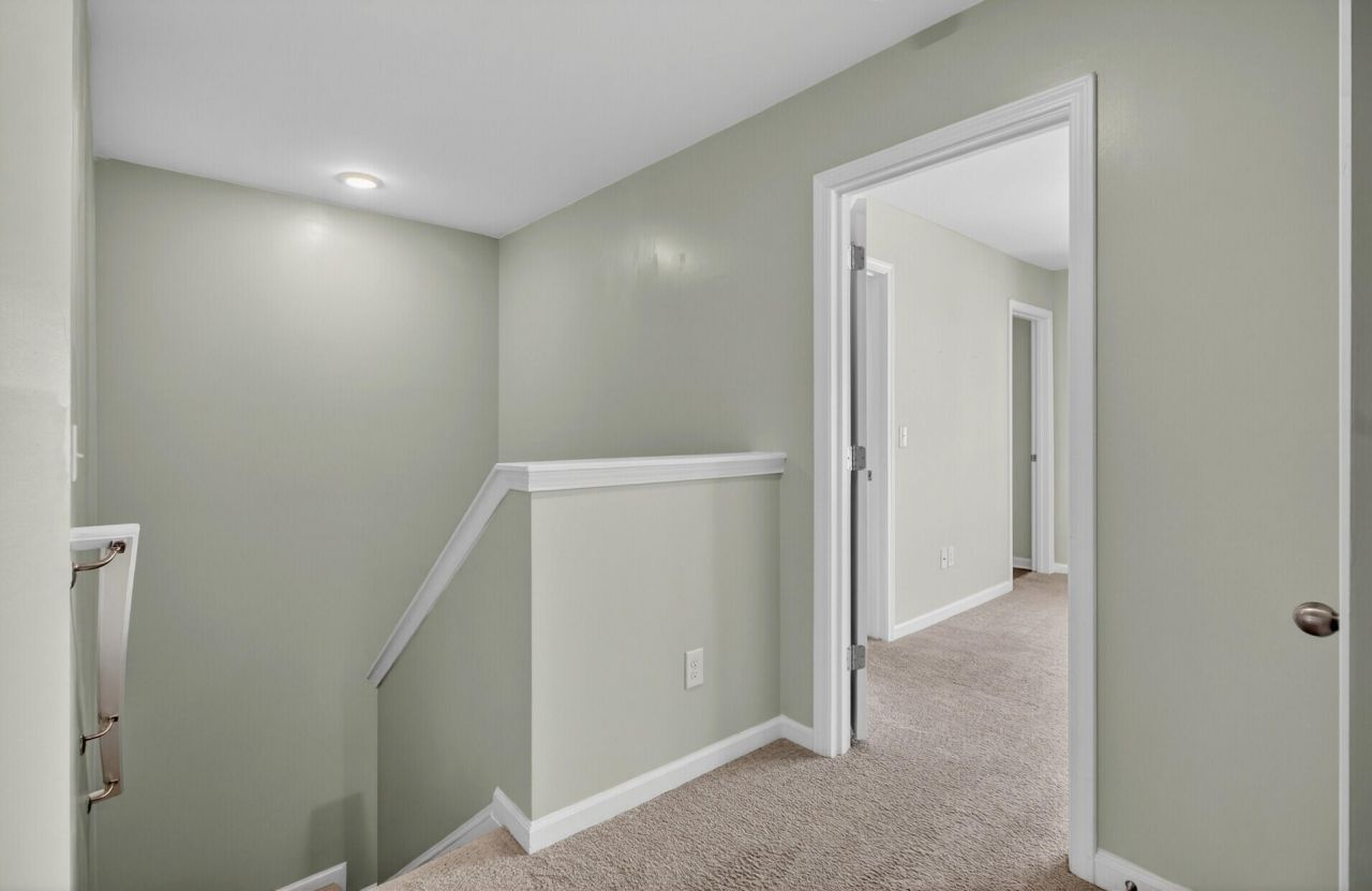 198 Spencer Circle Photo 20