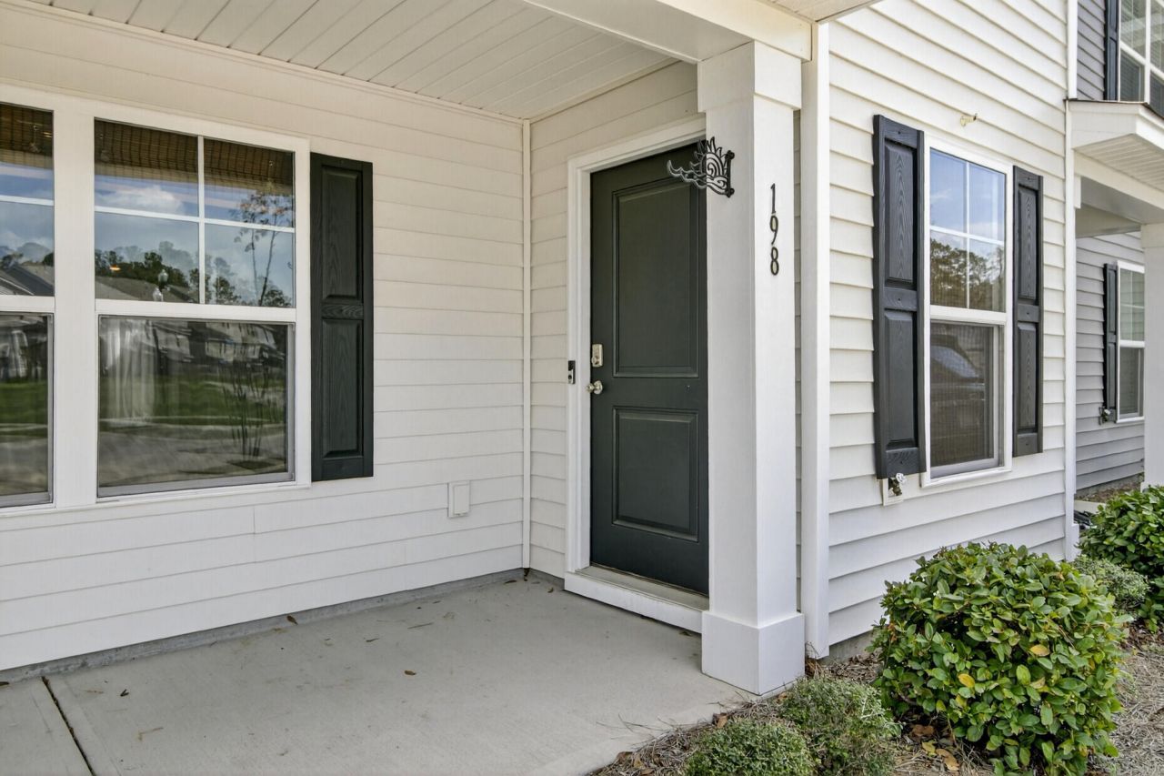 198 Spencer Circle Photo 5