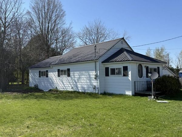 19789 30th Avenue, Barryton, MI 49305