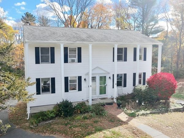 19 Crestwood Dr, Unit 19, Northborough, MA 01532