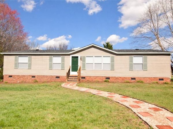 5600 Bunch Road , Oak Ridge, NC 27310