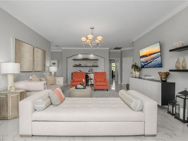 9473 Casoria CT, Unit 202, NAPLES, FL 34113