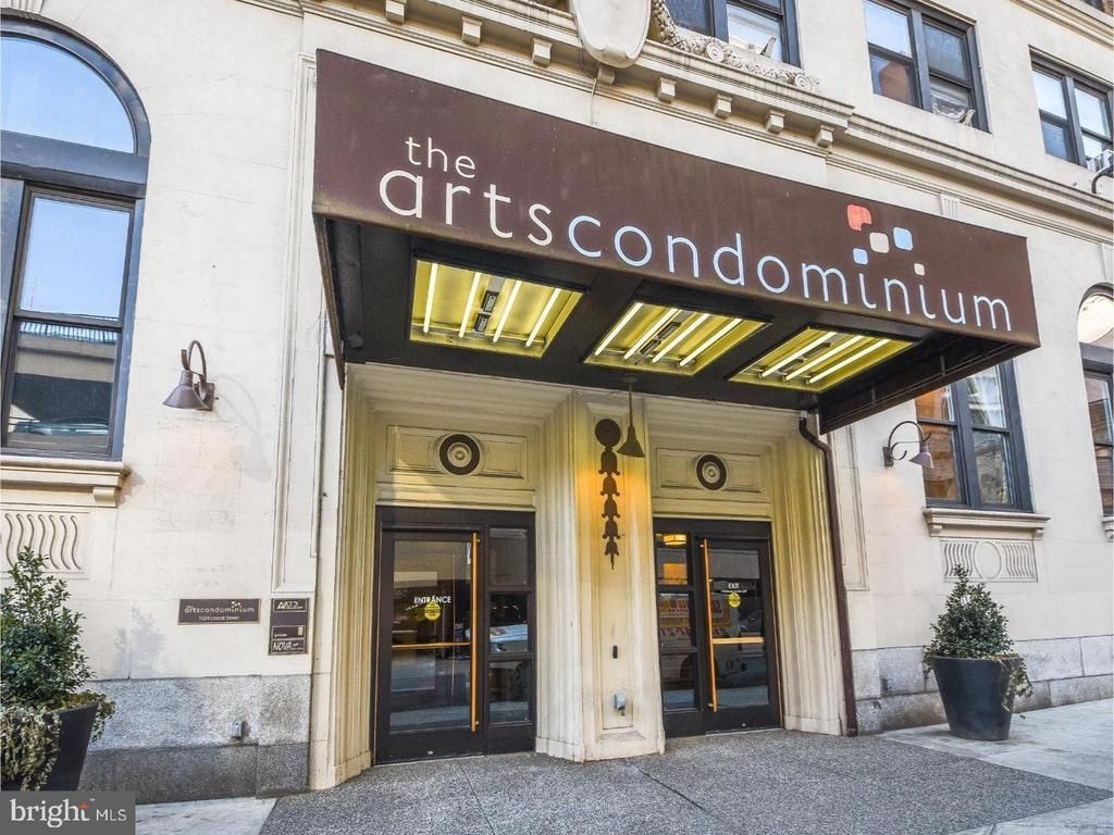 1324 205 LOCUST STREET, PHILADELPHIA, PA 19107