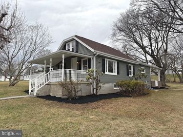 1325 CONEWAGO AVENUE , MANCHESTER, PA 17345