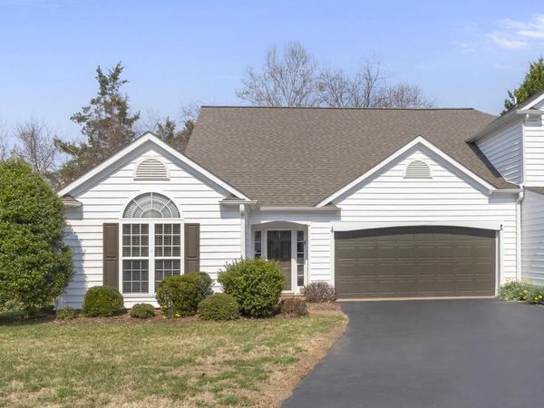 530 PEBBLE HILL CT, CHARLOTTESVILLE, VA 22903