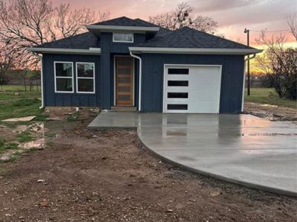 115 Gibson Lane, Valley View, TX 76272