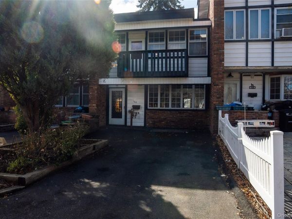 166 Halgren Crescent, Haverstraw, NY 10927