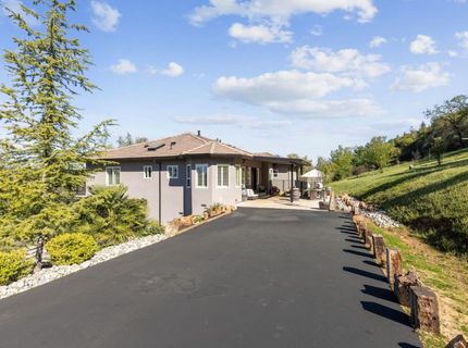 13399 Bell Brook Dr, Auburn, CA 95602 Photo