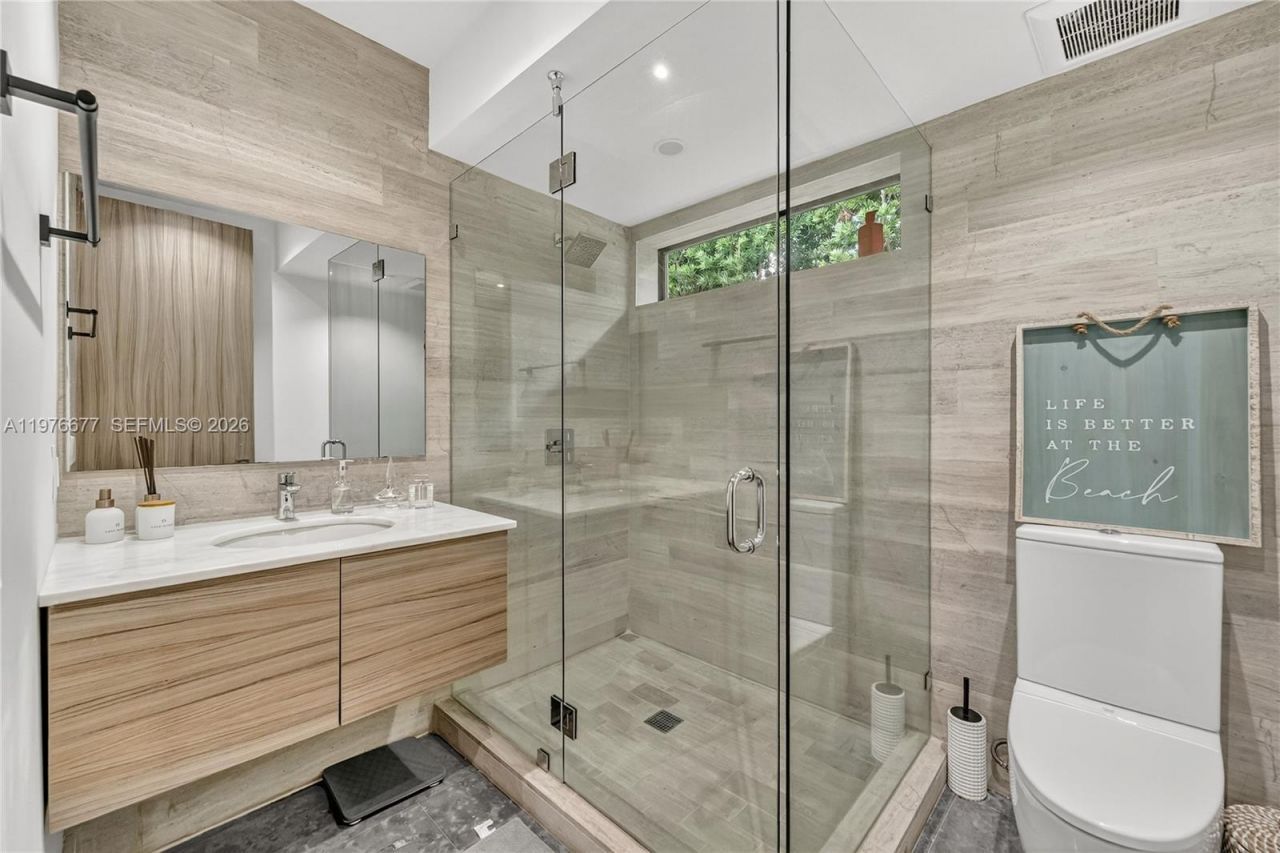 1540 Cleveland Rd, Miami Beach, FL 33141 Photo