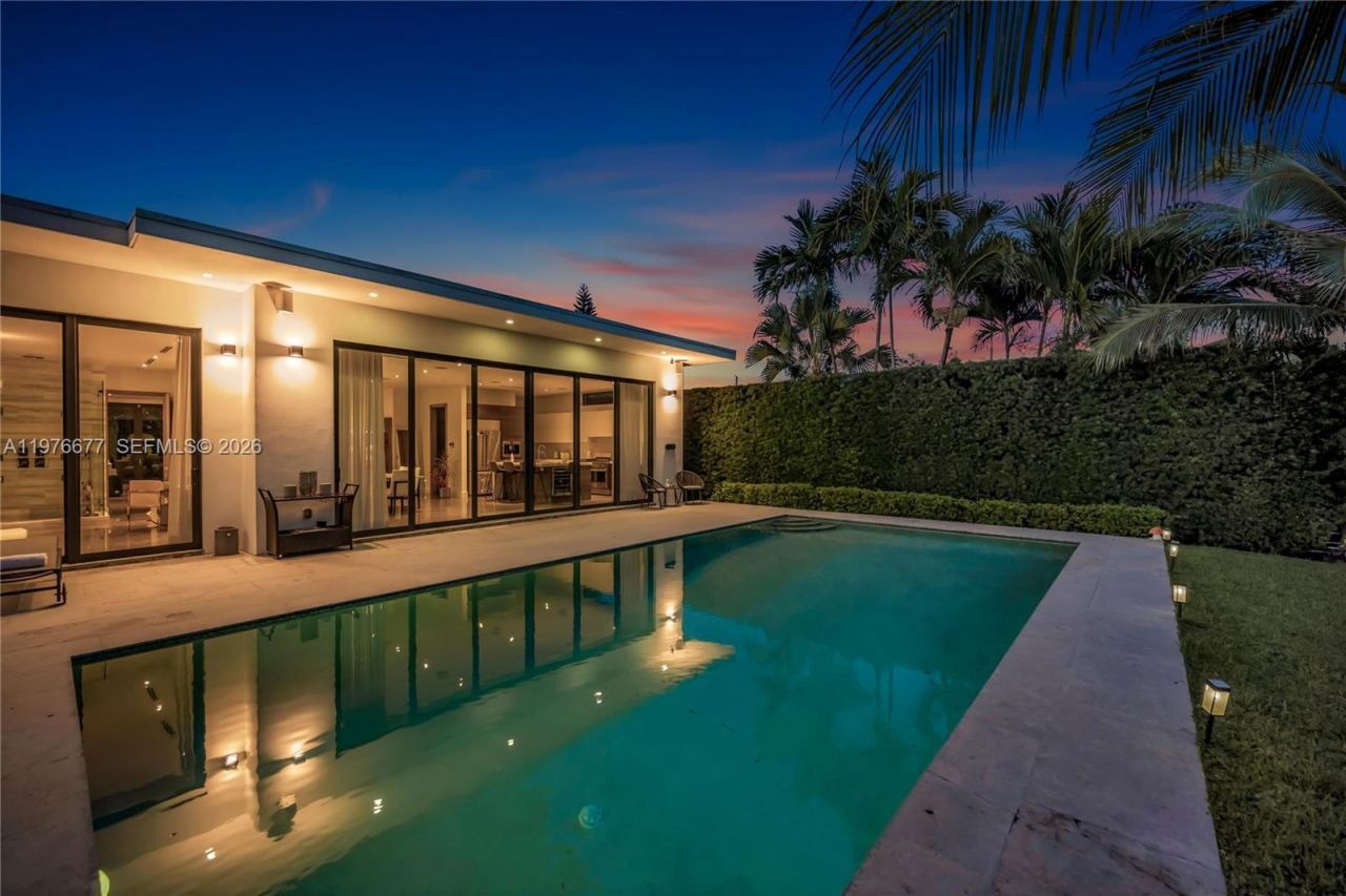 1540 Cleveland Rd, Miami Beach, FL 33141 Photo