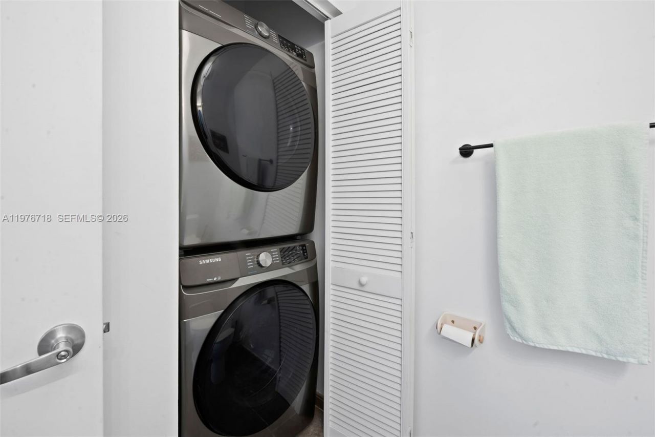 3470 E Coast Ave , Unit H1412, Miami, FL 33137 Photo