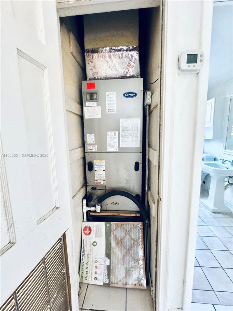 2395 SW 2nd Street, Miami, FL 33135 Photo