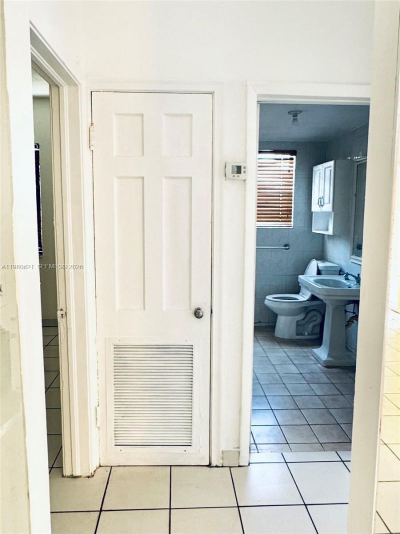 2395 SW 2nd Street, Miami, FL 33135 Photo