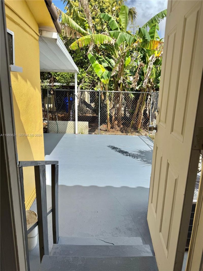 2395 SW 2nd Street, Miami, FL 33135 Photo