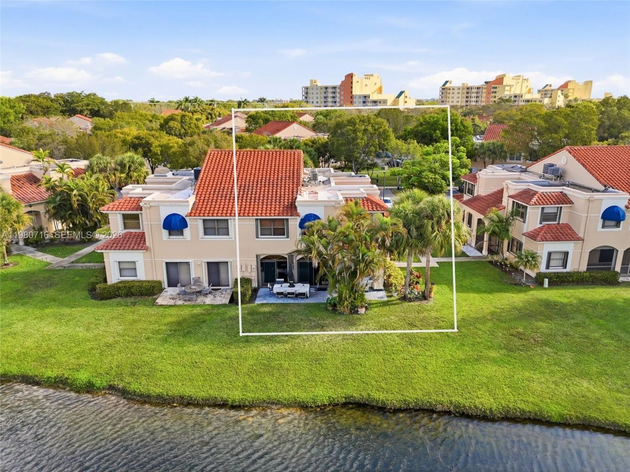 567 Racquet Club Rd , Unit 18, Weston, FL 33326 Photo