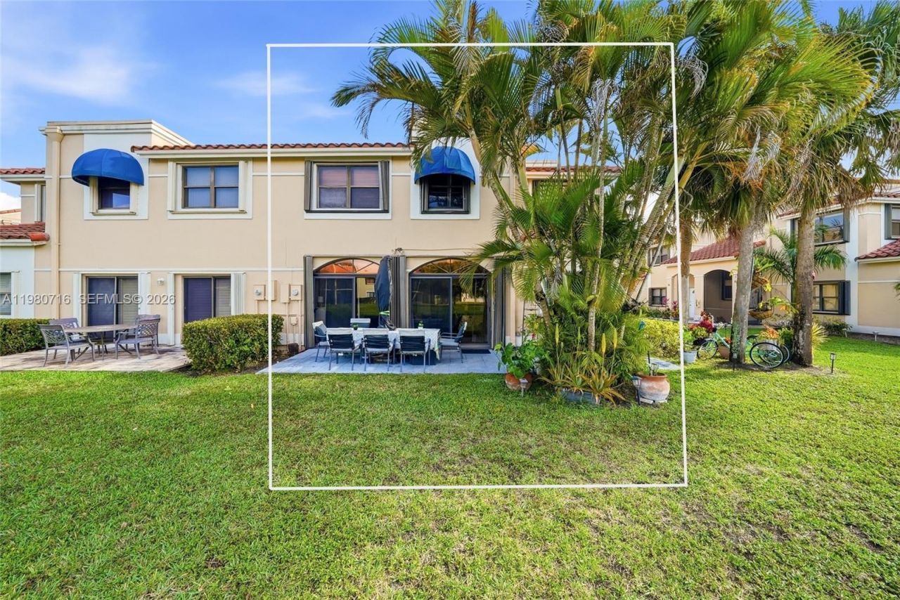 567 Racquet Club Rd , Unit 18, Weston, FL 33326 Photo