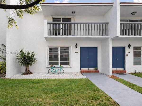 9430 SW 170th St , Unit 303, Palmetto Bay, FL 33157