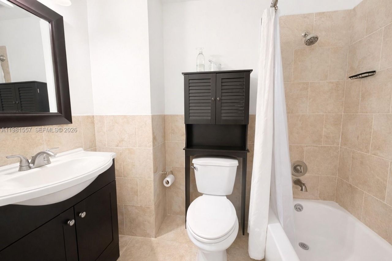 9430 SW 170th St , Unit 303, Palmetto Bay, FL 33157 Photo