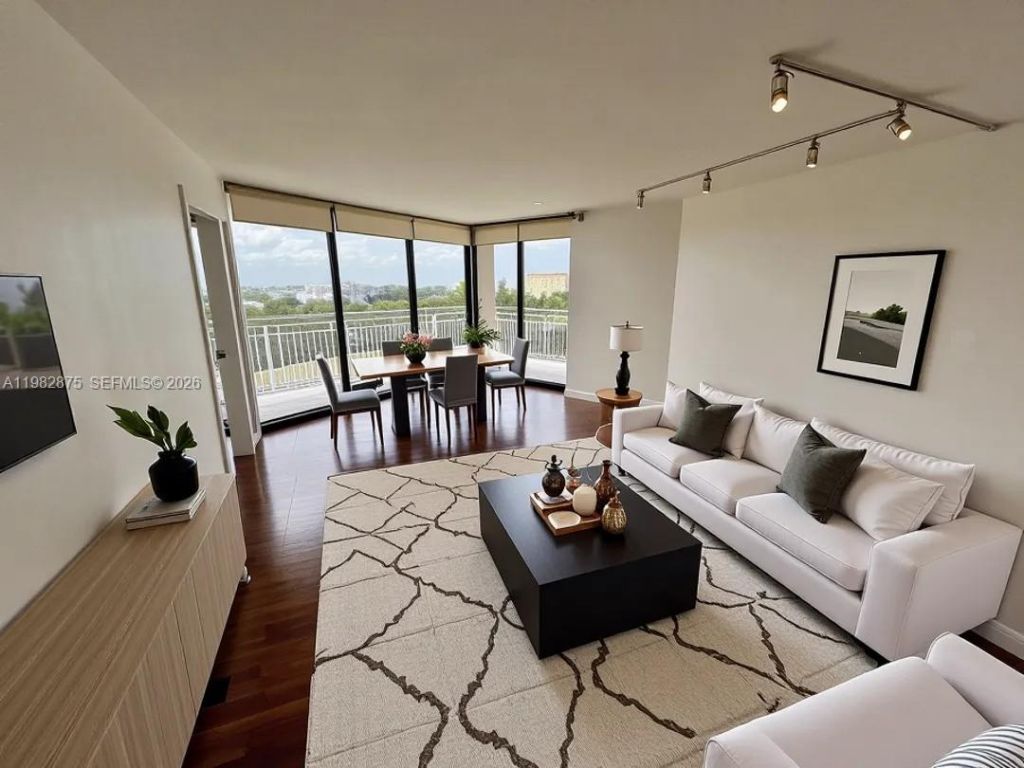 1000 Quayside Ter , Unit 1009, Miami, FL 33138 Photo