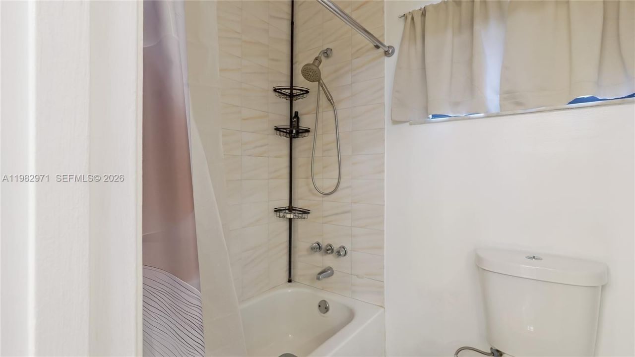 11524 Terra Bella Blvd, Plantation, FL 33325 Photo