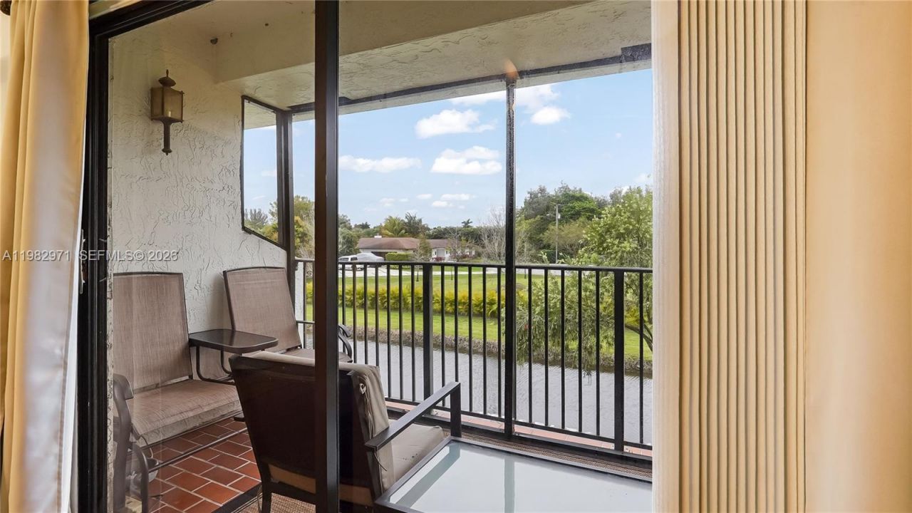 11524 Terra Bella Blvd, Plantation, FL 33325 Photo