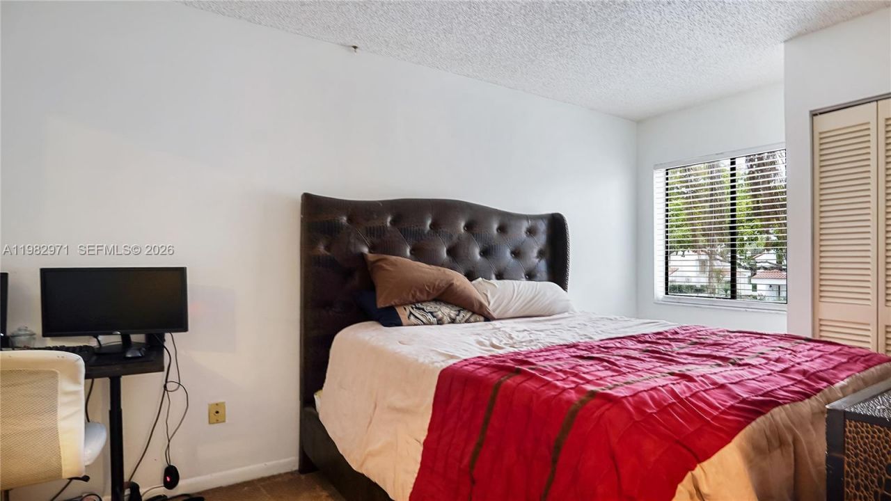 11524 Terra Bella Blvd, Plantation, FL 33325 Photo