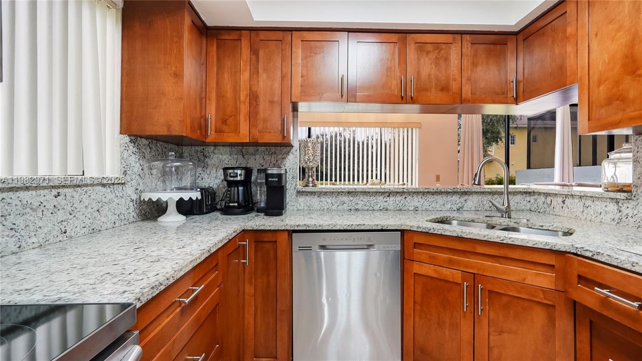 11524 Terra Bella Blvd, Plantation, FL 33325 Photo