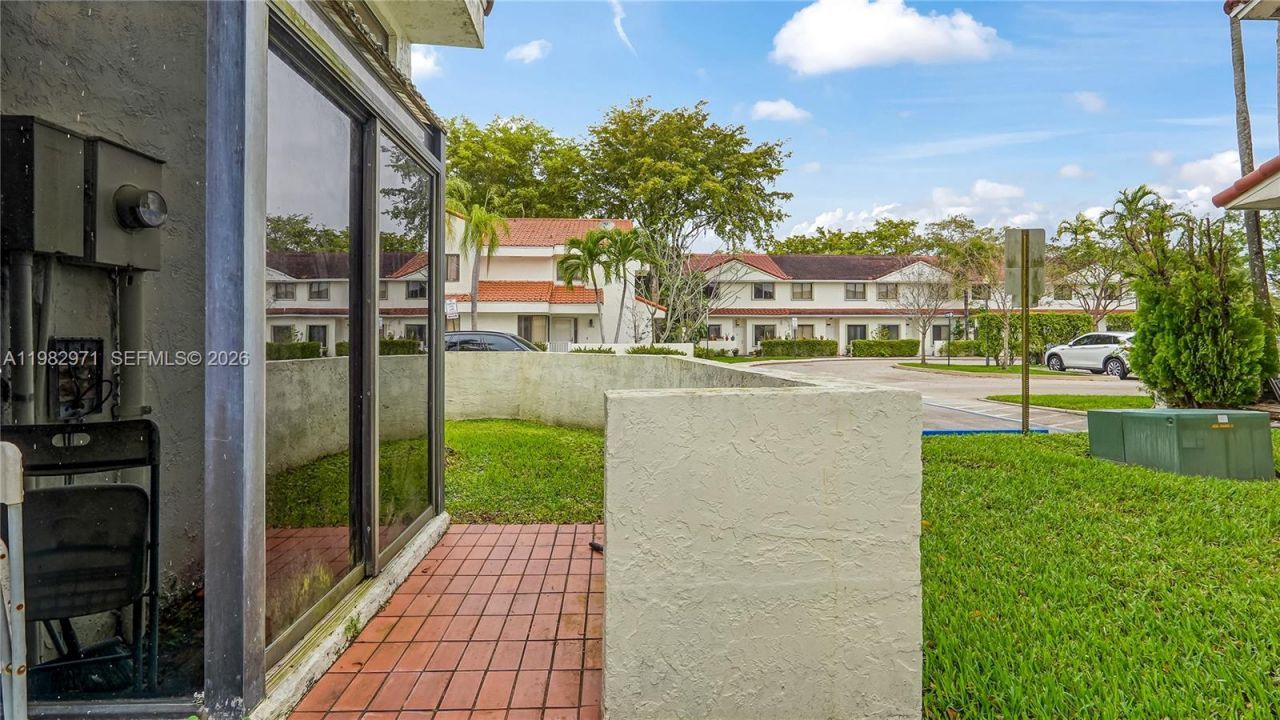 11524 Terra Bella Blvd, Plantation, FL 33325 Photo