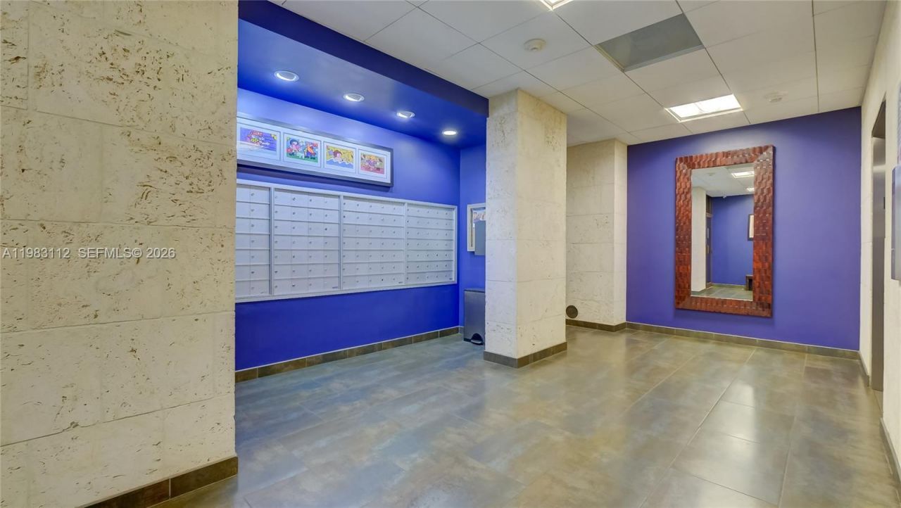 3375 N Country Club Dr , Unit 207, Aventura, FL 33180 Photo