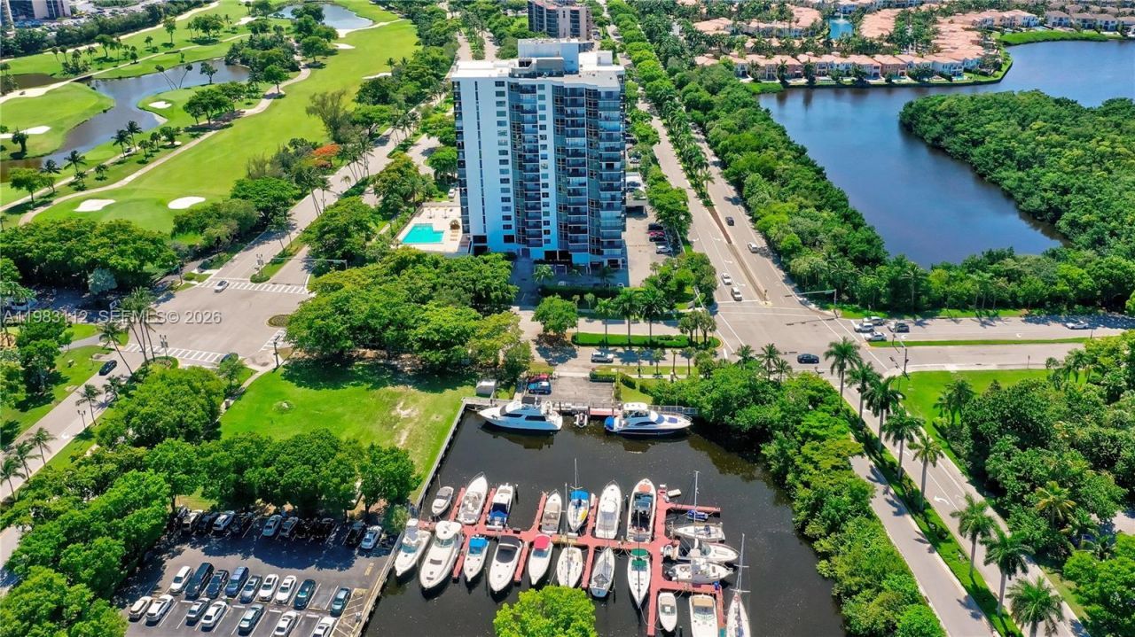 3375 N Country Club Dr , Unit 207, Aventura, FL 33180 Photo