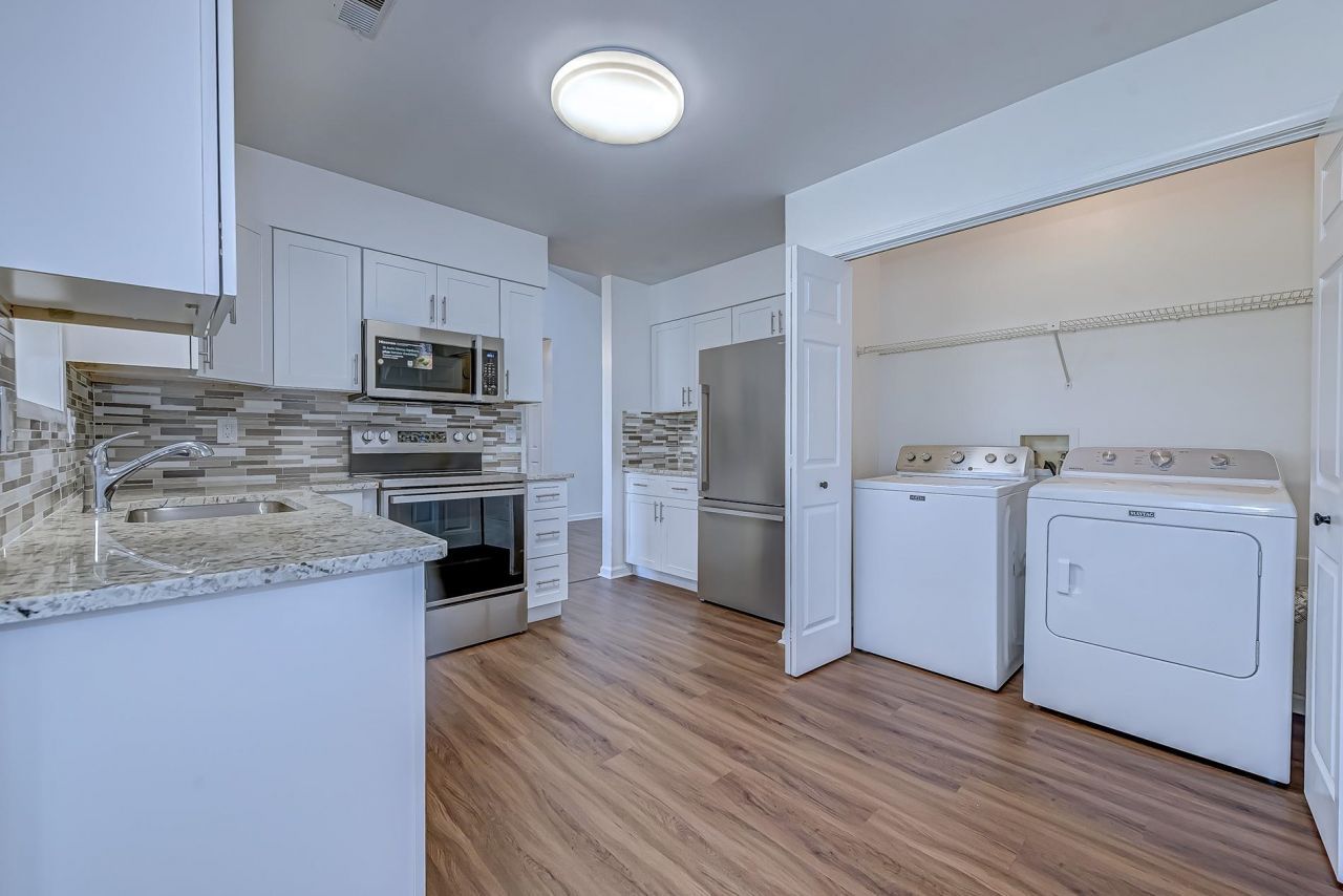 147 Woodlake Dr. Photo 14