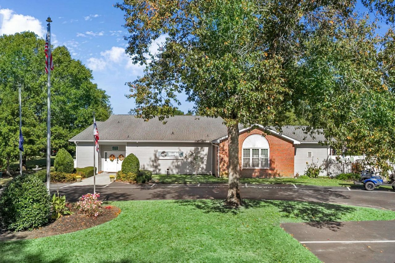 147 Woodlake Dr. Photo 46