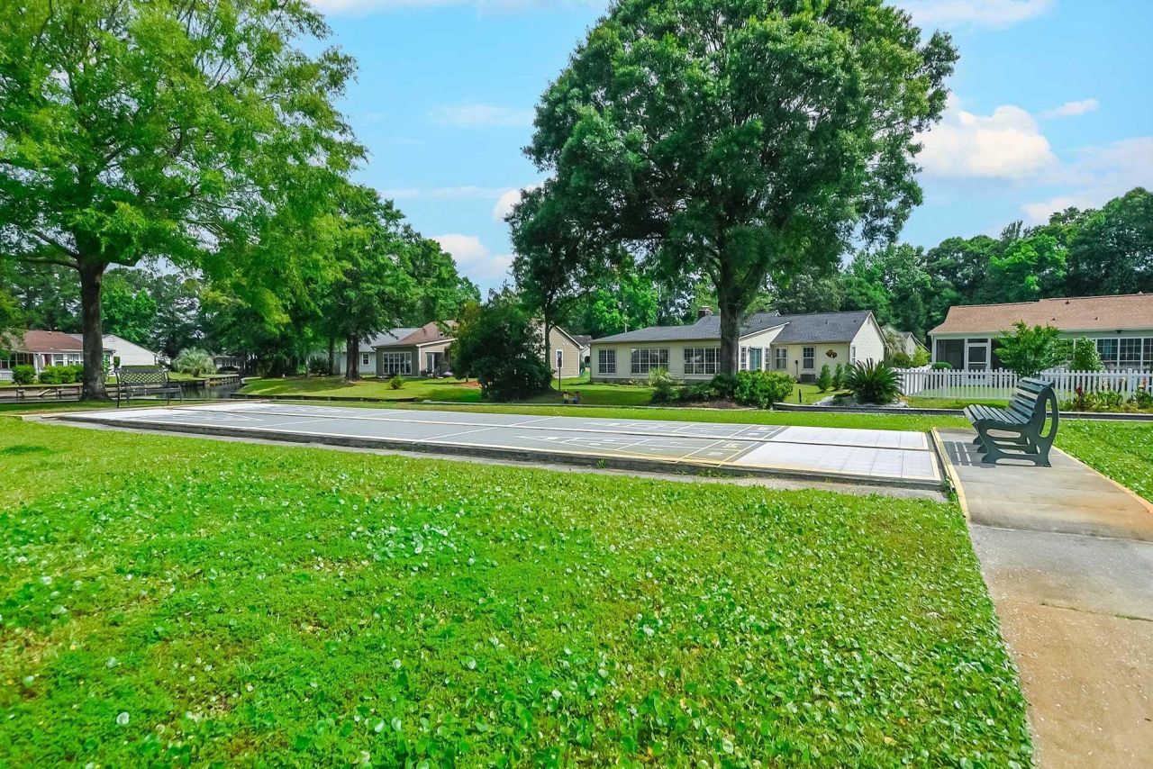 147 Woodlake Dr. Photo 48