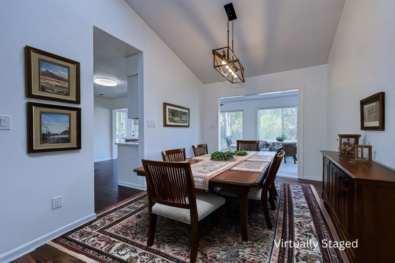 147 Woodlake Dr. Photo 9