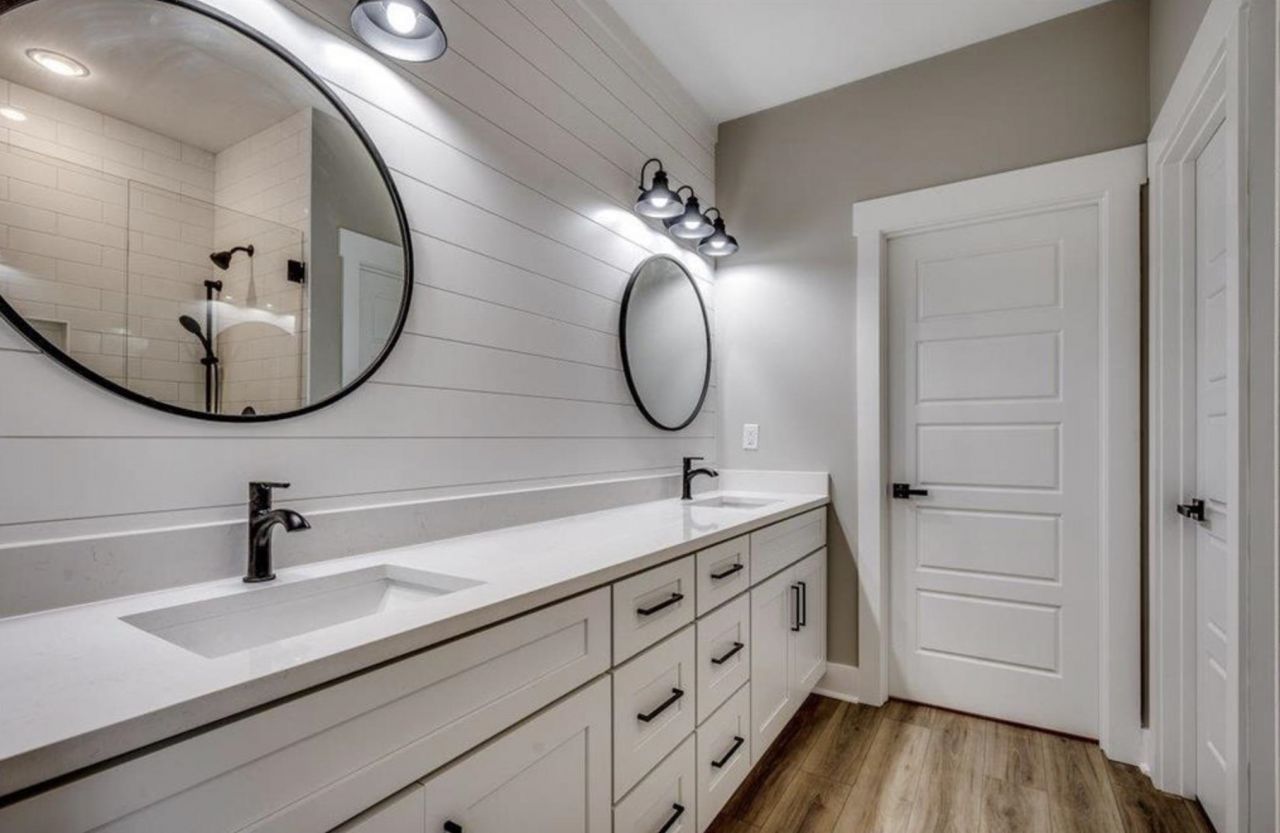 5653 Highway 668  Photo 10