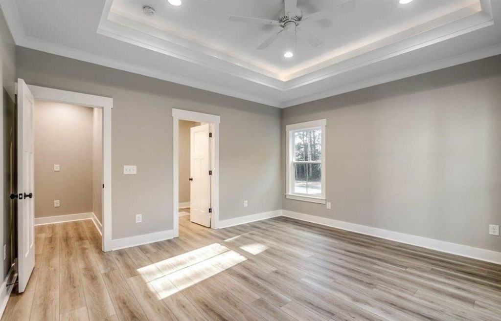 5653 Highway 668  Photo 14