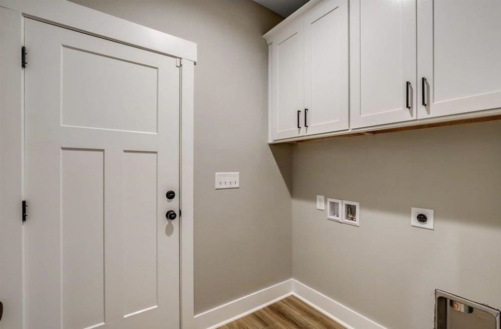 5653 Highway 668  Photo 15